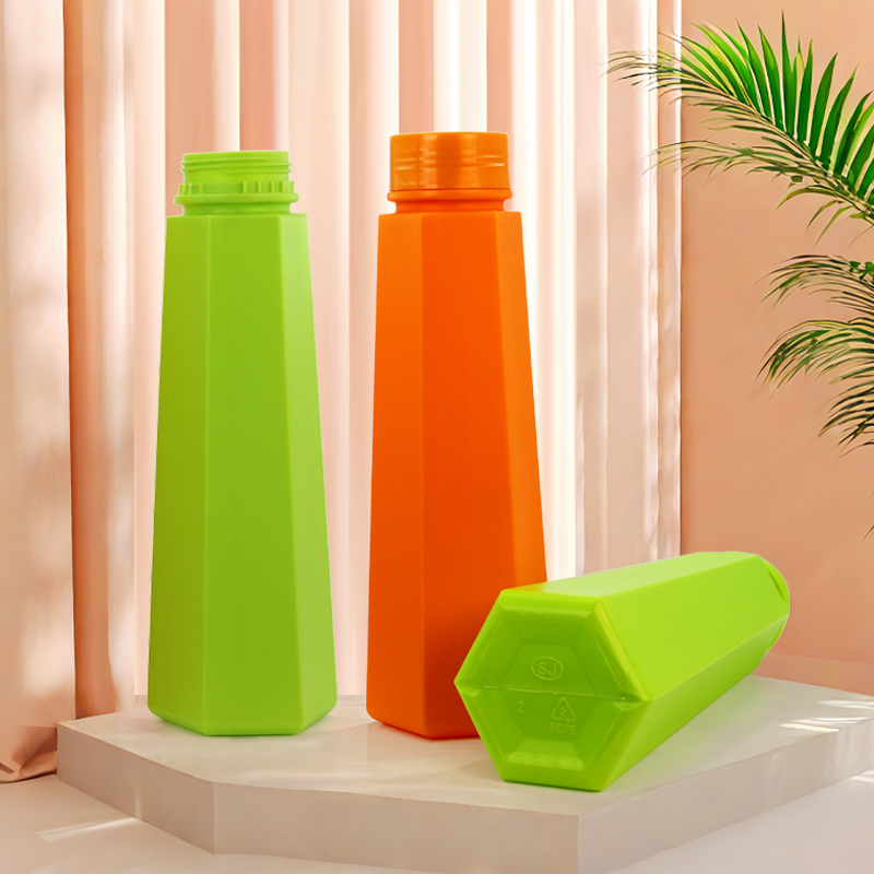 SJE-1605 450ml PE圆肩瓶 白底实拍
