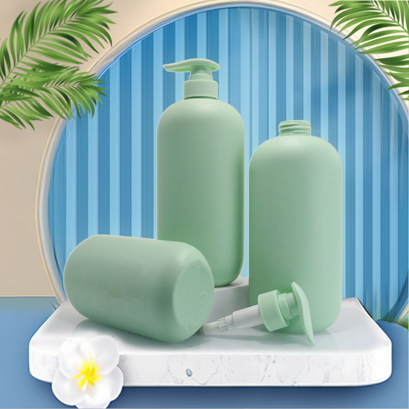 SJE-1824 750ml PE直身瓶 白底实拍