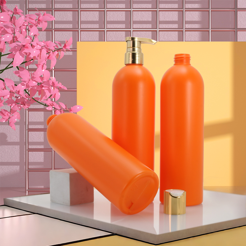 SJE0213 750ml PE直身瓶 白底实拍