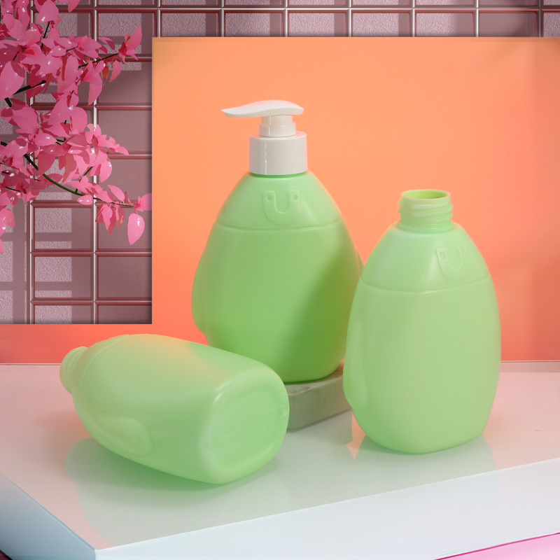 SJE1601 300ml PE提手壶 白底实拍