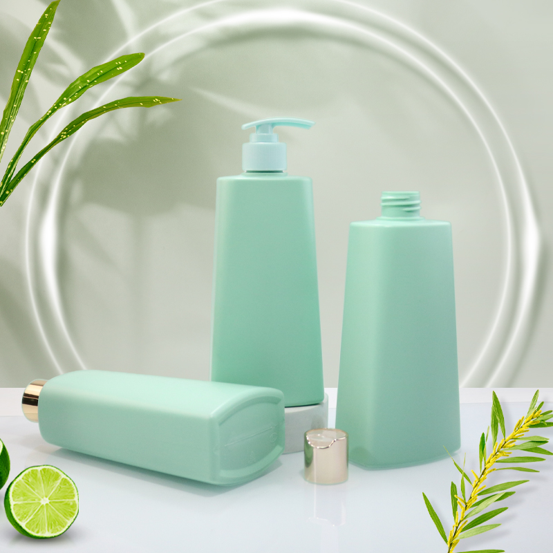 SJE1625 500ml PE圆肩瓶 白底实拍