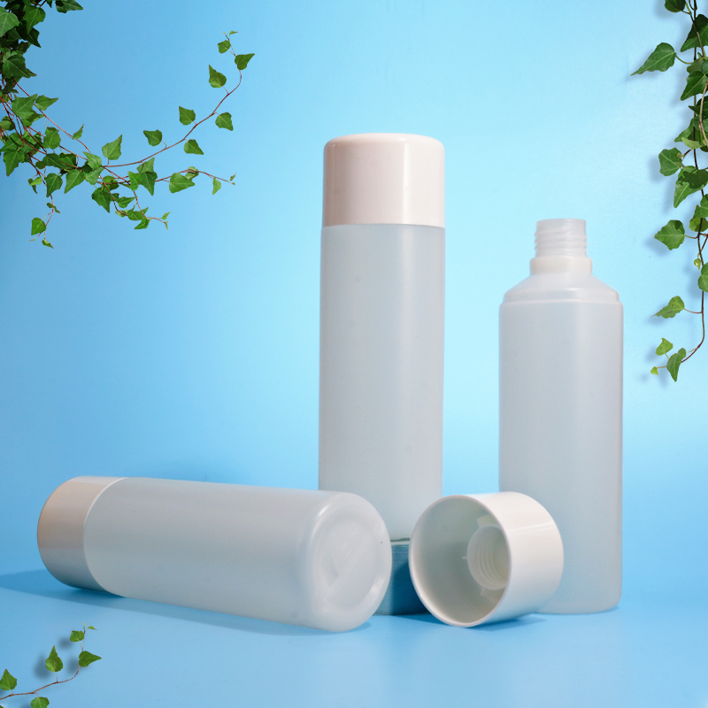 SJE1656 250ml PE直身瓶 白底实拍